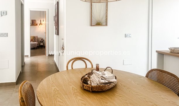 Resale - Apartment -
Santiago de la Ribera - zona san blas