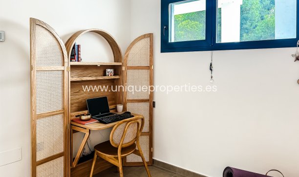 Resale - Apartment -
Santiago de la Ribera - zona san blas