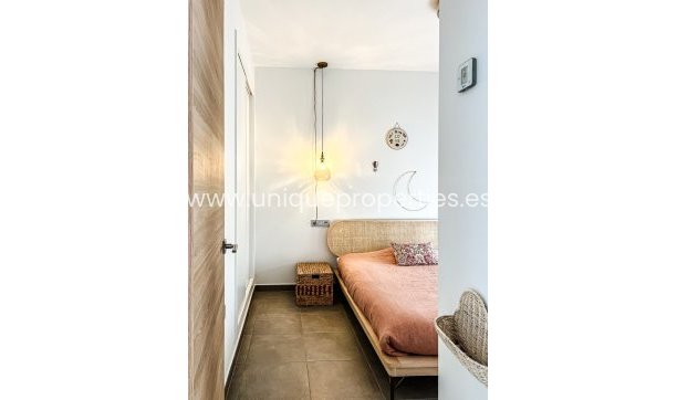 Resale - Apartment -
Santiago de la Ribera - zona san blas