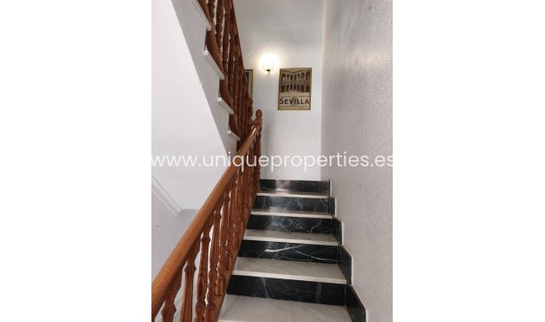 Resale - Villa -
Mojacár