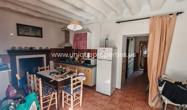 Resale - Cortijo -
Cantoria