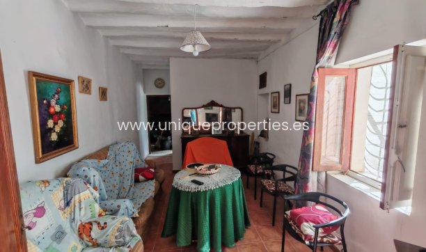 Resale - Cortijo -
Cantoria
