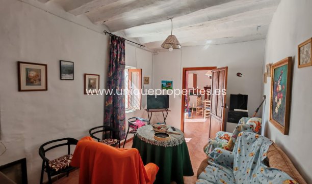 Resale - Cortijo -
Cantoria