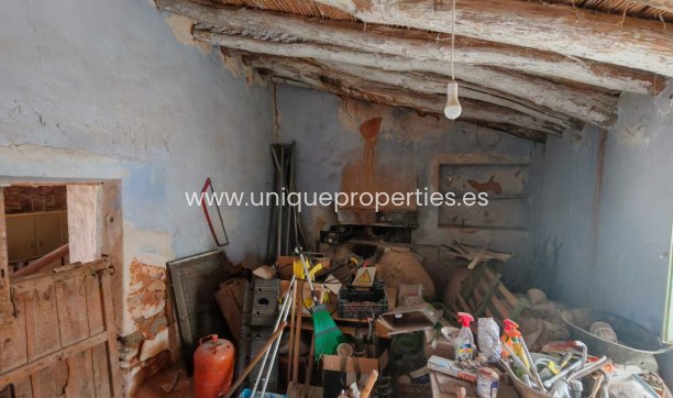 Resale - Cortijo -
Cantoria