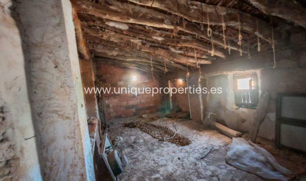 Resale - Cortijo -
Cantoria