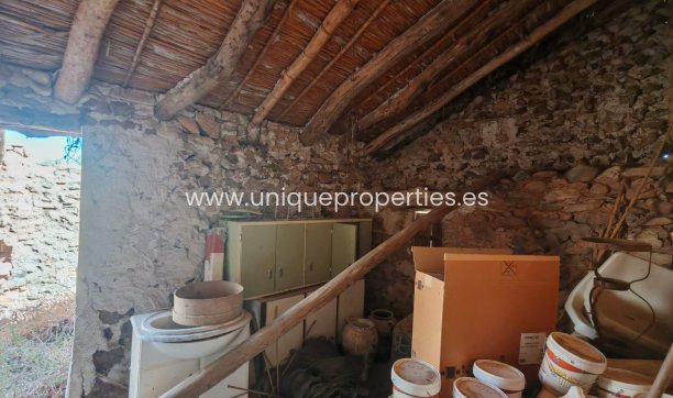 Resale - Cortijo -
Cantoria