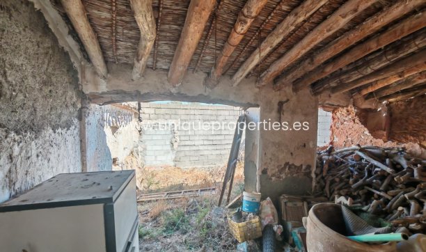 Resale - Cortijo -
Cantoria