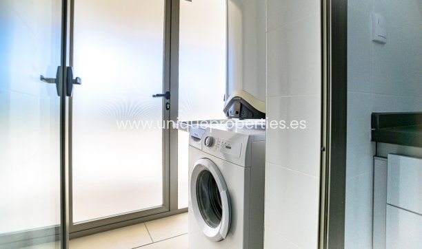Resale - Apartment -
Orihuela Costa - Los Dolses