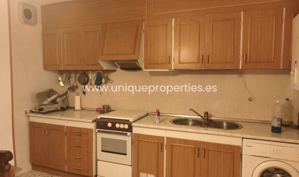 Resale - Village House -
Castril