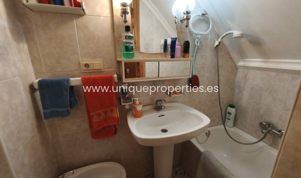 Resale - Village House -
Castril