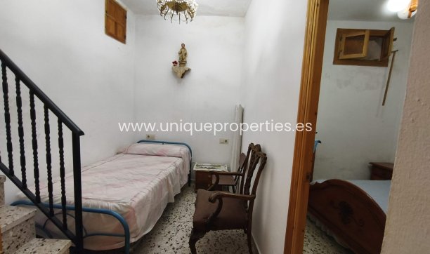 Resale - Village House -
Castril