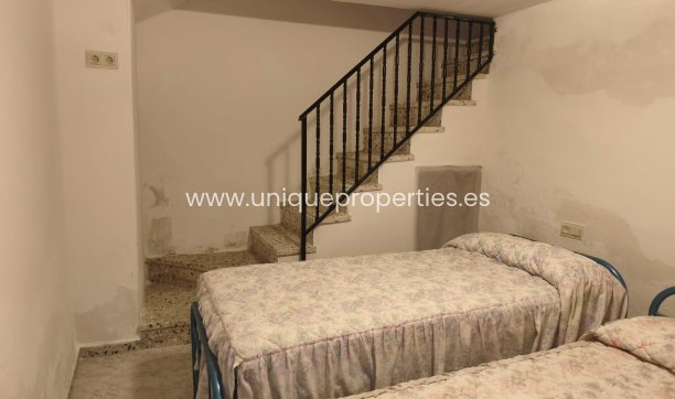Resale - Village House -
Castril