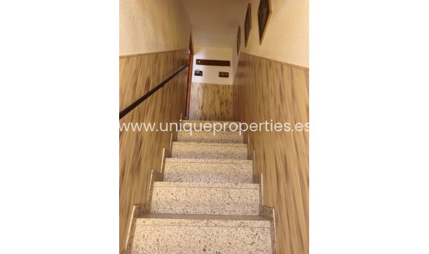 Resale - Village House -
Castril