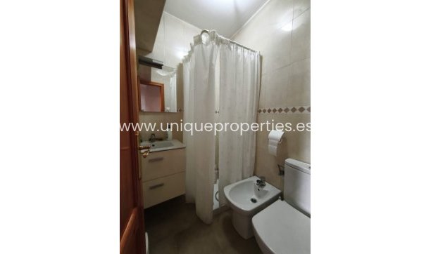 Resale - Village House -
Castril