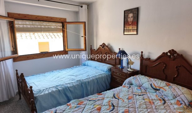 Resale - Village House -
Castril
