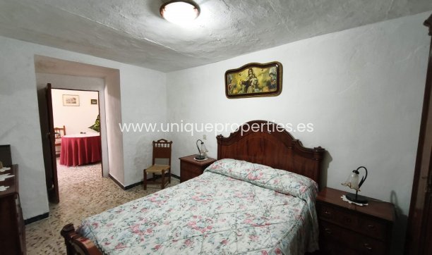 Revente - Cave House -
Margen de Abajo