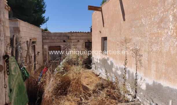 Revente - Cave House -
Margen de Abajo