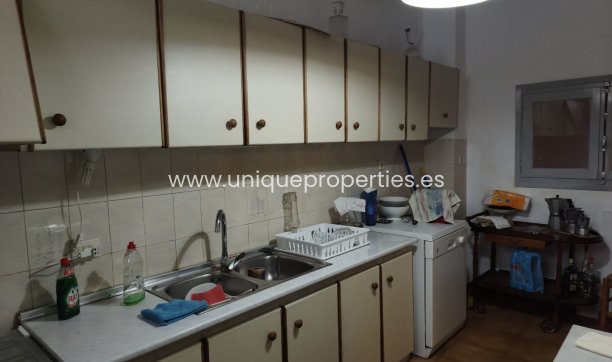 Reventa - Village House -
Seron