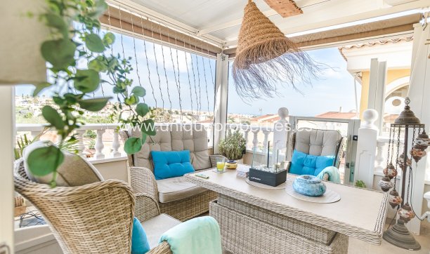 Resale - House -
San Fulgencio - urb.la marina