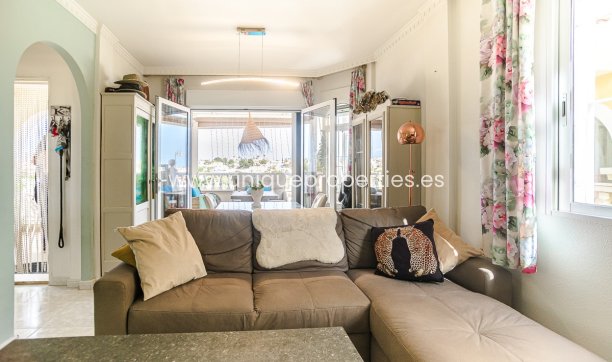 Resale - House -
San Fulgencio - urb.la marina