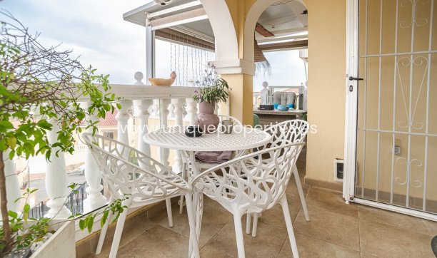 Resale - House -
San Fulgencio - urb.la marina