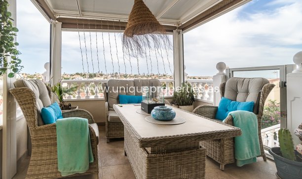 Resale - House -
San Fulgencio - urb.la marina