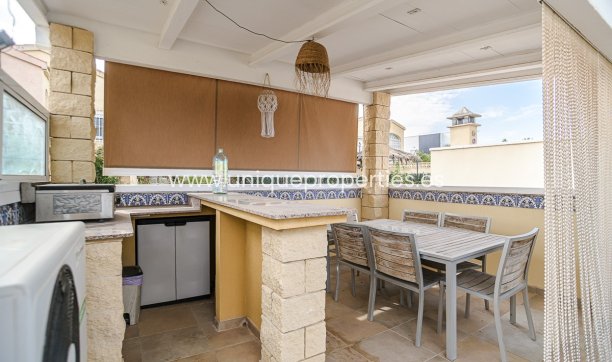Resale - House -
San Fulgencio - urb.la marina