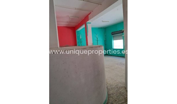 Resale - Commercial -
Partaloa