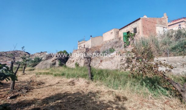 Resale - Commercial -
Partaloa