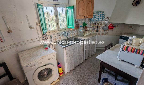 Reventa - Village House -
Partaloa