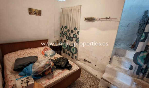 Reventa - Village House -
Partaloa