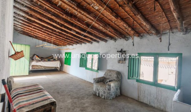 Reventa - Village House -
Partaloa