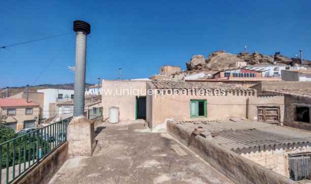 Reventa - Village House -
Partaloa