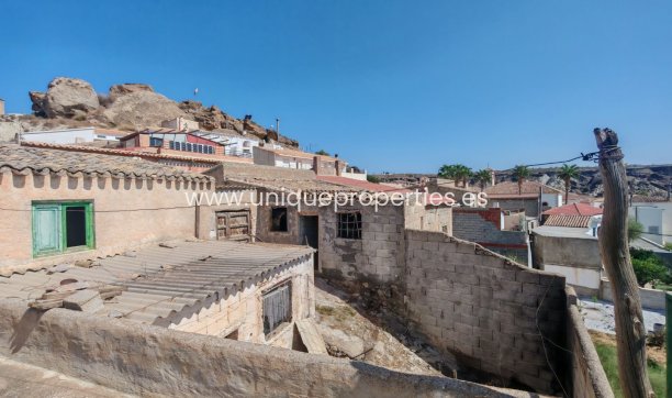 Reventa - Village House -
Partaloa