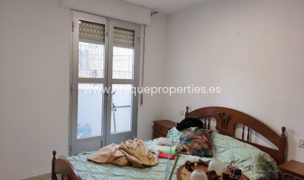 Resale - Apartment -
Tijola