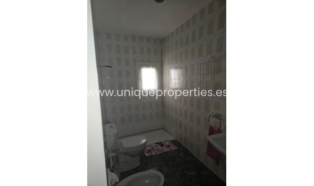 Revente - Village House -
Caniles