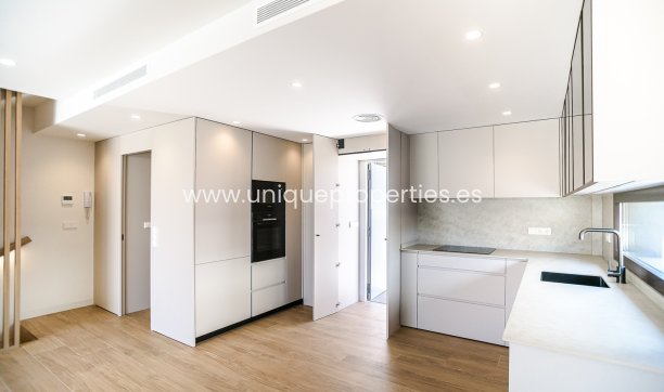 Resale - Villa -
San Javier - Santiago de la Ribera