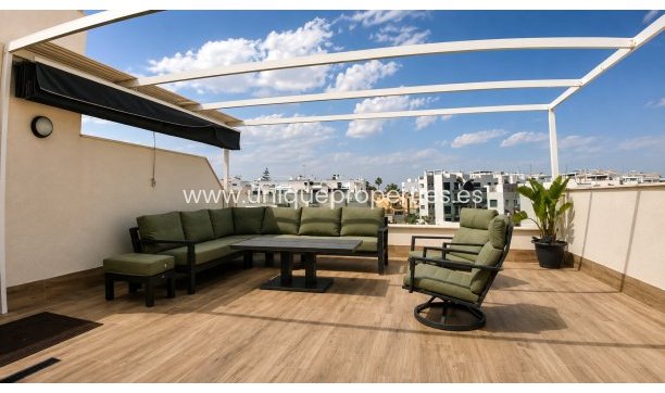 Resale - Penthouse -
Orihuela Costa - Villamartin
