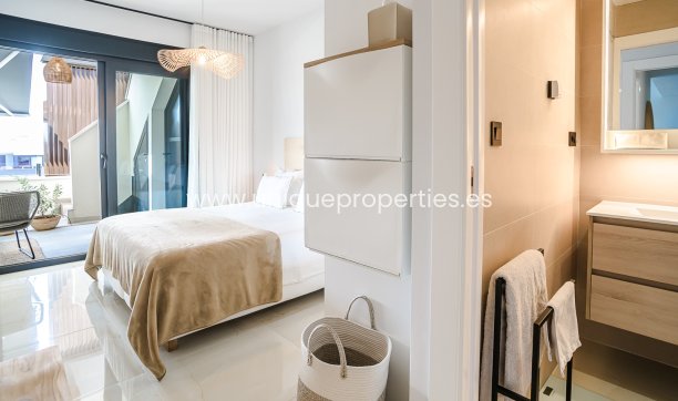 Resale - Penthouse -
Orihuela Costa - Los Altos