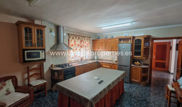 Revente - Village House -
Caniles