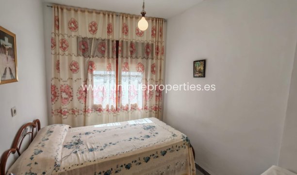 Revente - Village House -
Caniles