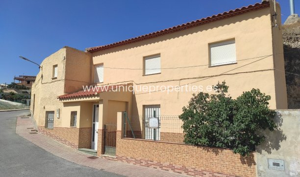 Resale - Cave House -
Caniles