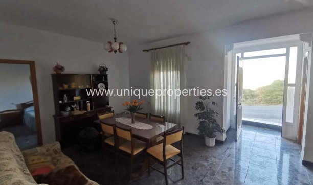 Revente - Cave House -
Caniles