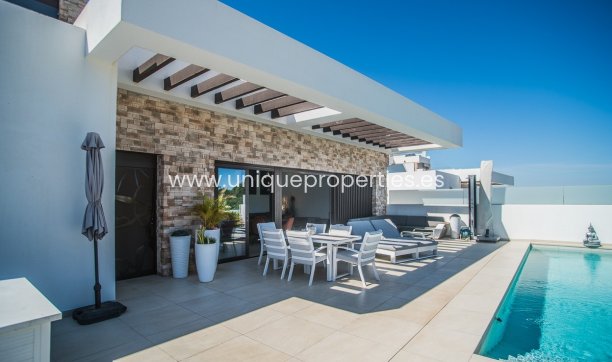 Revente - Villa -
ROJALES