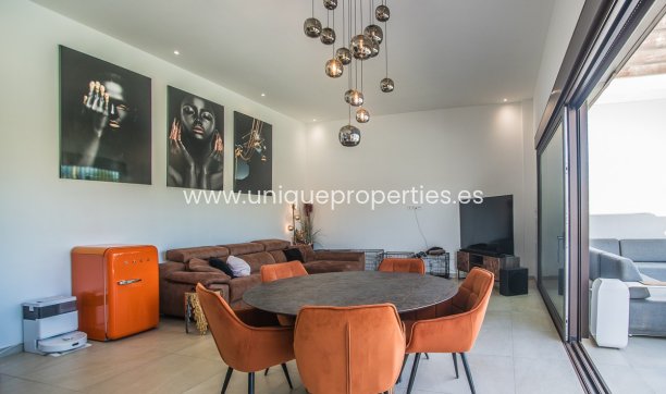 Revente - Villa -
ROJALES