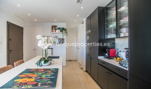 Revente - Villa -
ROJALES