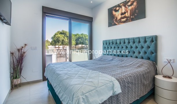 Revente - Villa -
ROJALES