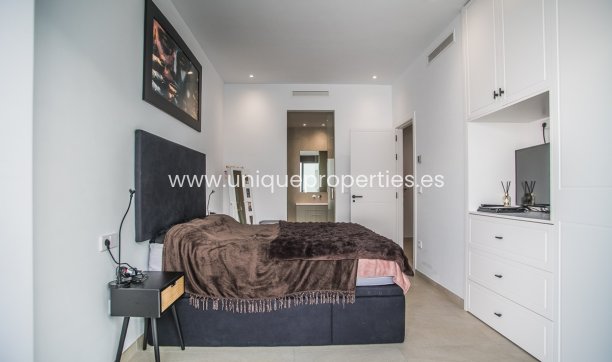 Revente - Villa -
ROJALES