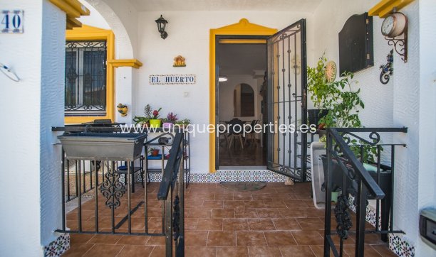 Resale - House -
VISTABELLA GOLF - Entre Naranjos