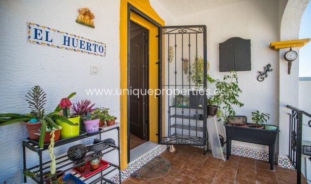 Resale - House -
VISTABELLA GOLF - Entre Naranjos